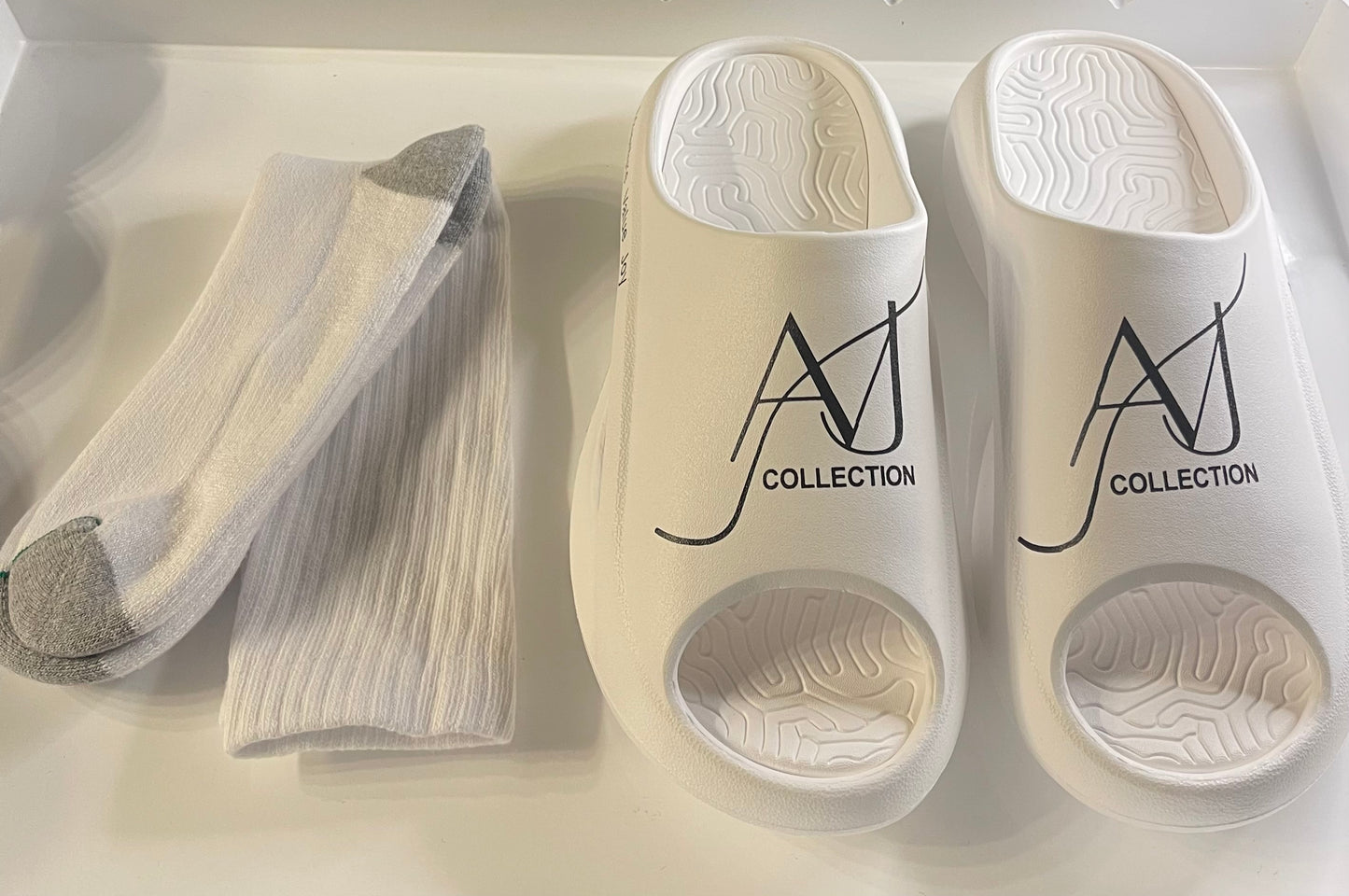 sandals comfortable, anti pain anti slip indoor, outdoor Soft Pillow Slides | AVJ Collection Signature Cushion Slippers